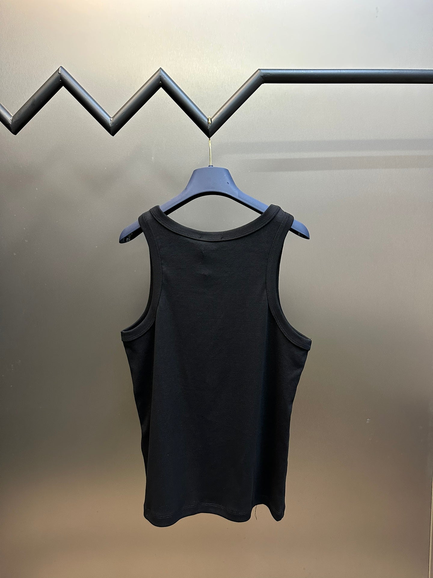 LuxluxHouse Best Quality Clothes T-shirt Prada