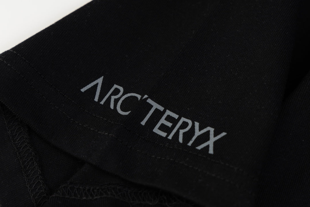 LuxluxHouse Best Quality Clothes T-shirt Arcteryx
