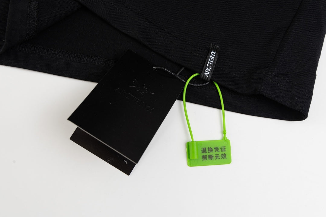 LuxluxHouse Best Quality Clothes T-shirt Arcteryx