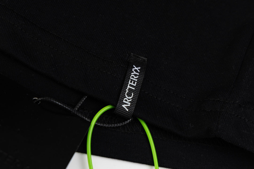 LuxluxHouse Best Quality Clothes T-shirt Arcteryx