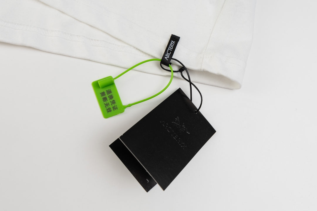 LuxluxHouse Best Quality Clothes T-shirt Arcteryx