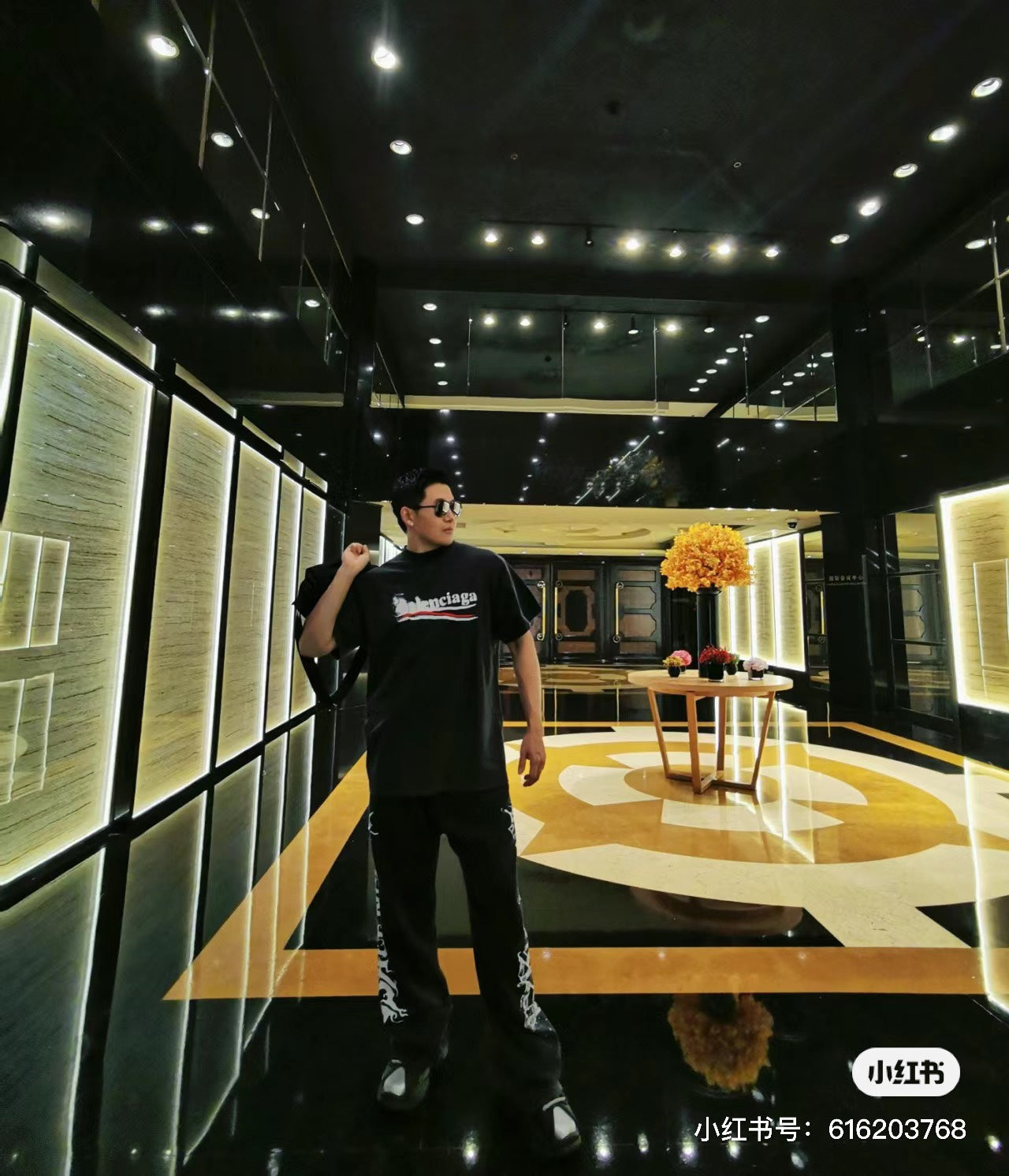 LuxluxHouse Best Quality Clothes Balenciaga T-shirt