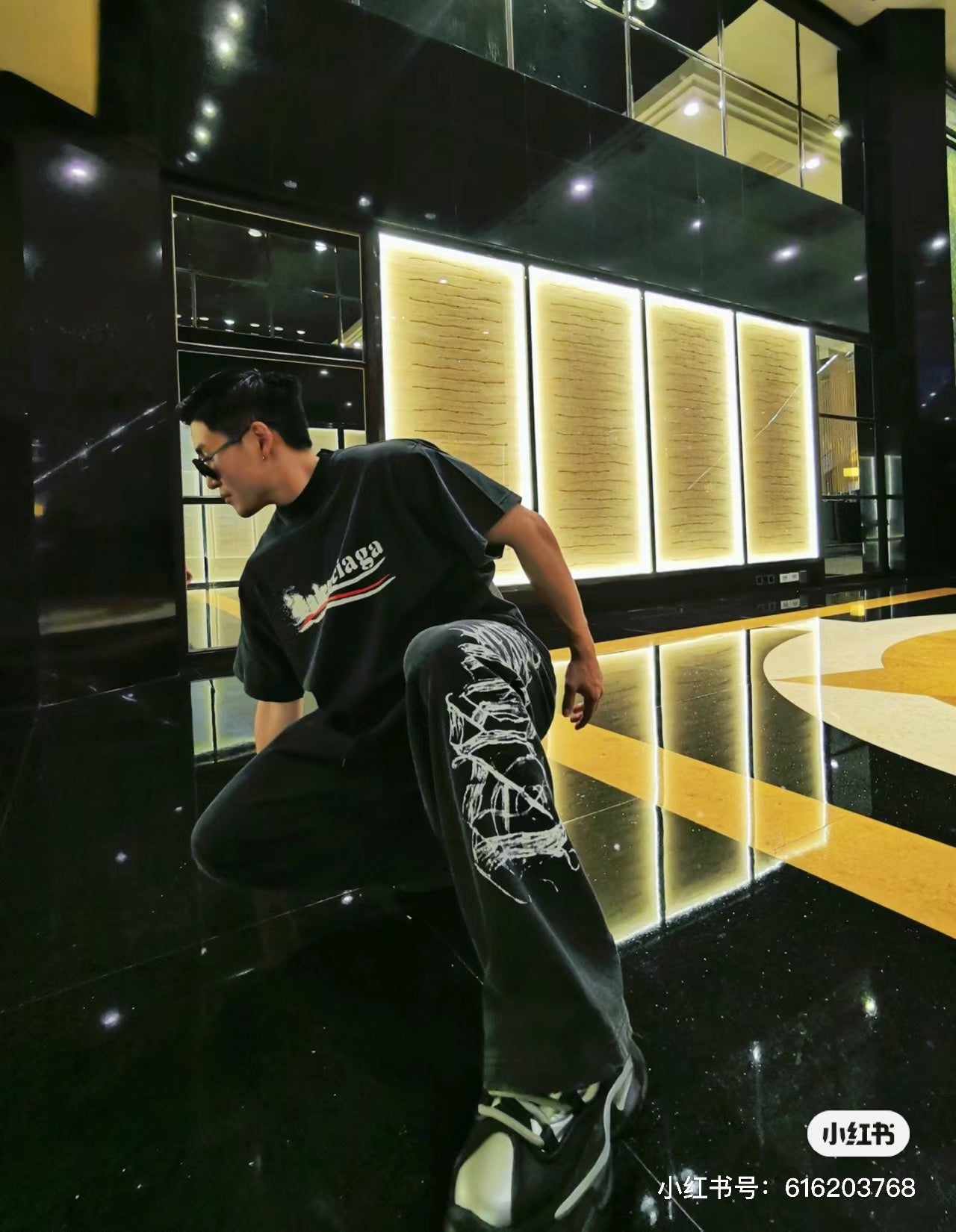 LuxluxHouse Best Quality Clothes Balenciaga T-shirt