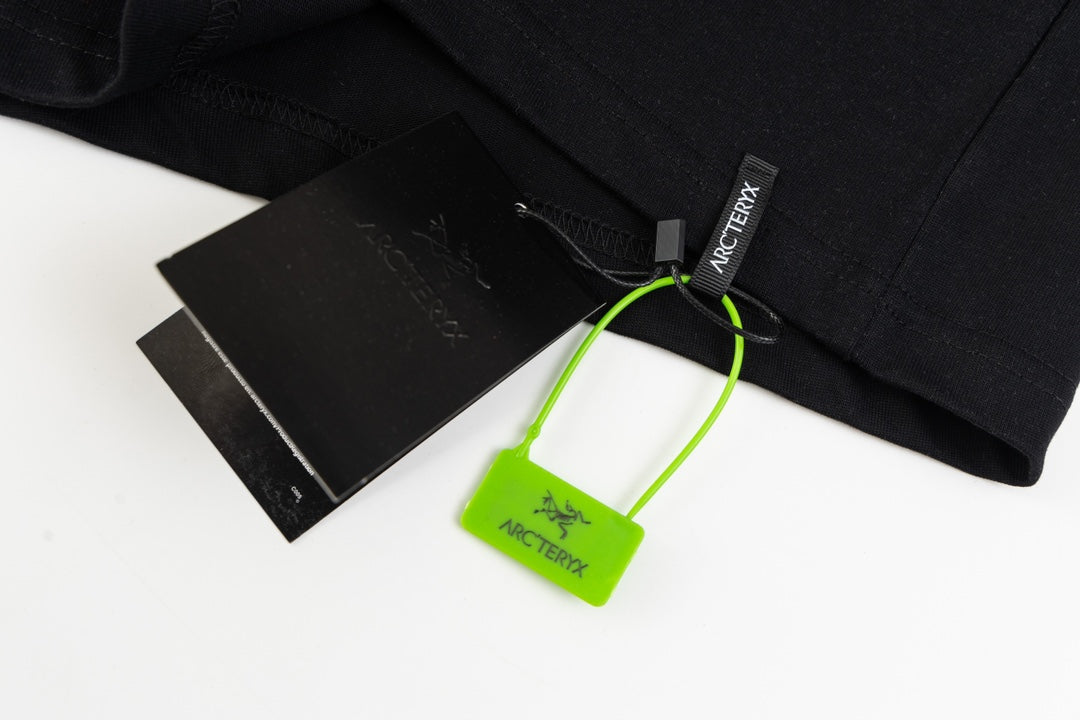 LuxluxHouse Best Quality Clothes T-shirt Arcteryx