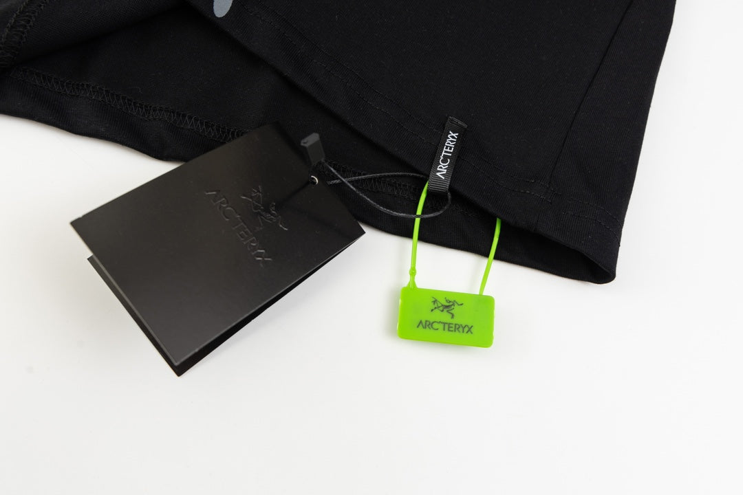 LuxluxHouse Best Quality Clothes T-shirt Arcteryx