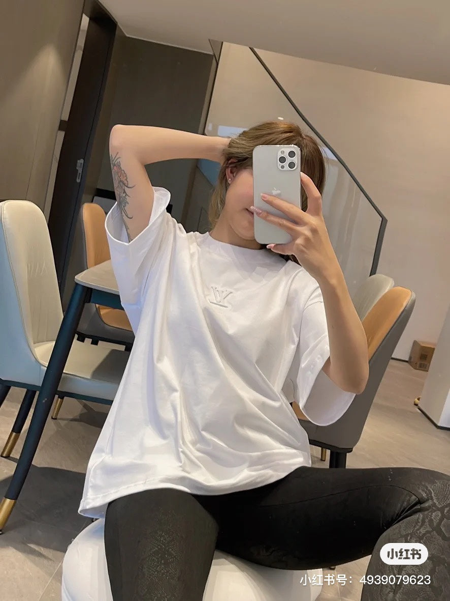 LuxluxHouse Best Quality Clothes T-shirt Louis Vuitton