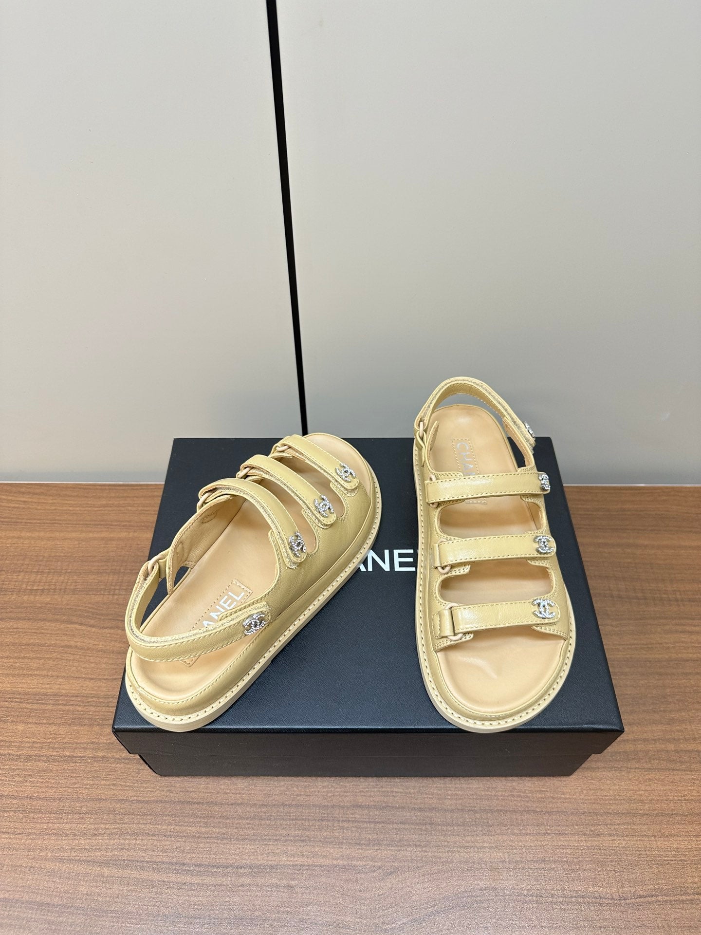 LuxluxHouse Best Quality Chanel Sandals