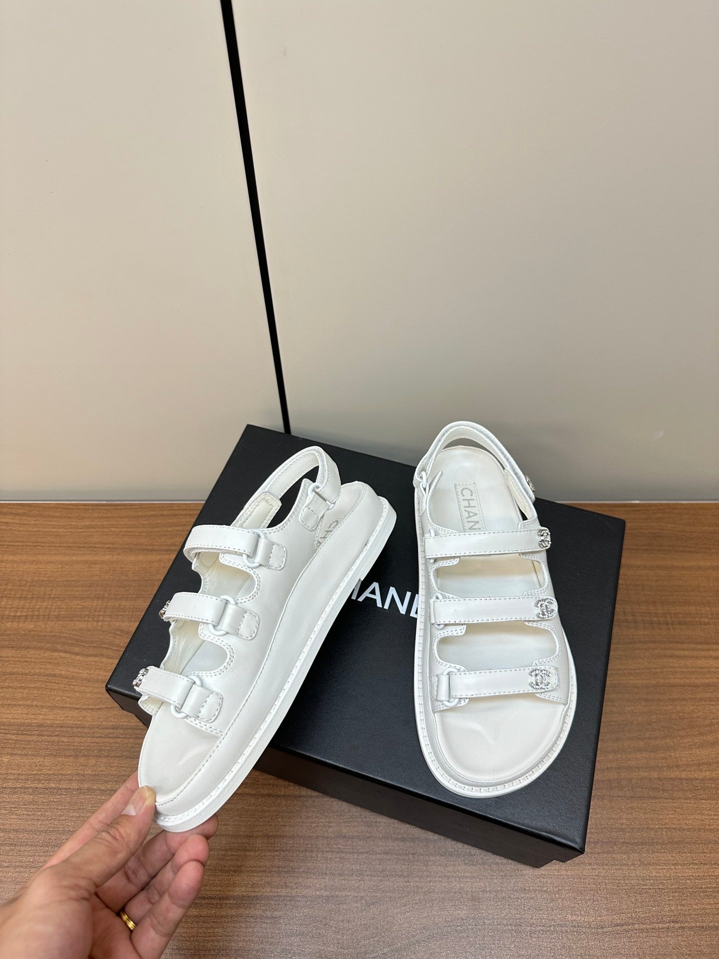 LuxluxHouse Best Quality Chanel Sandals