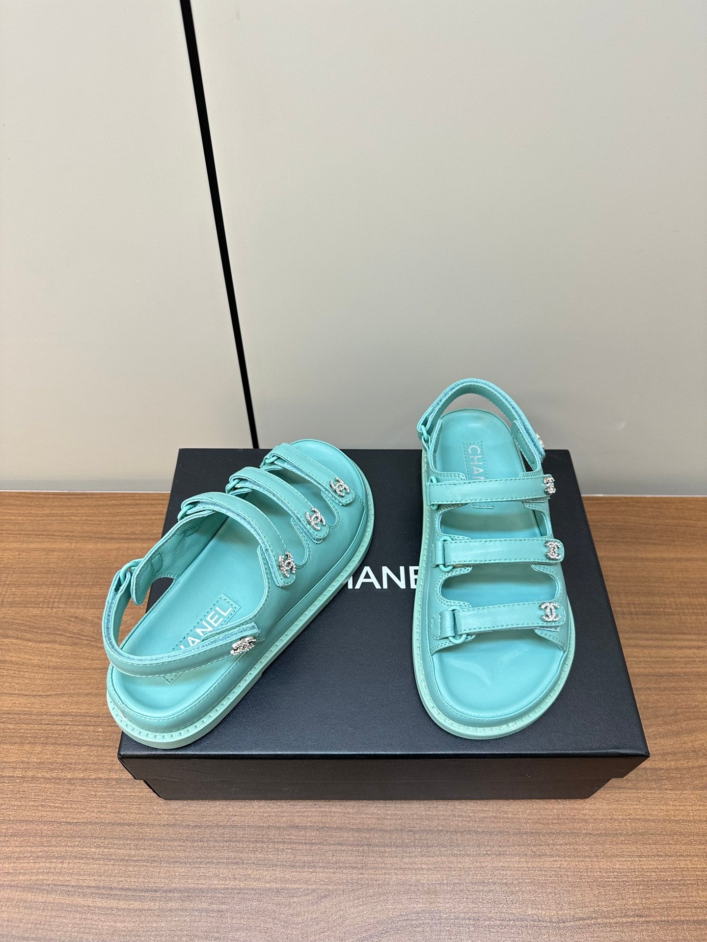LuxluxHouse Best Quality Chanel Sandals