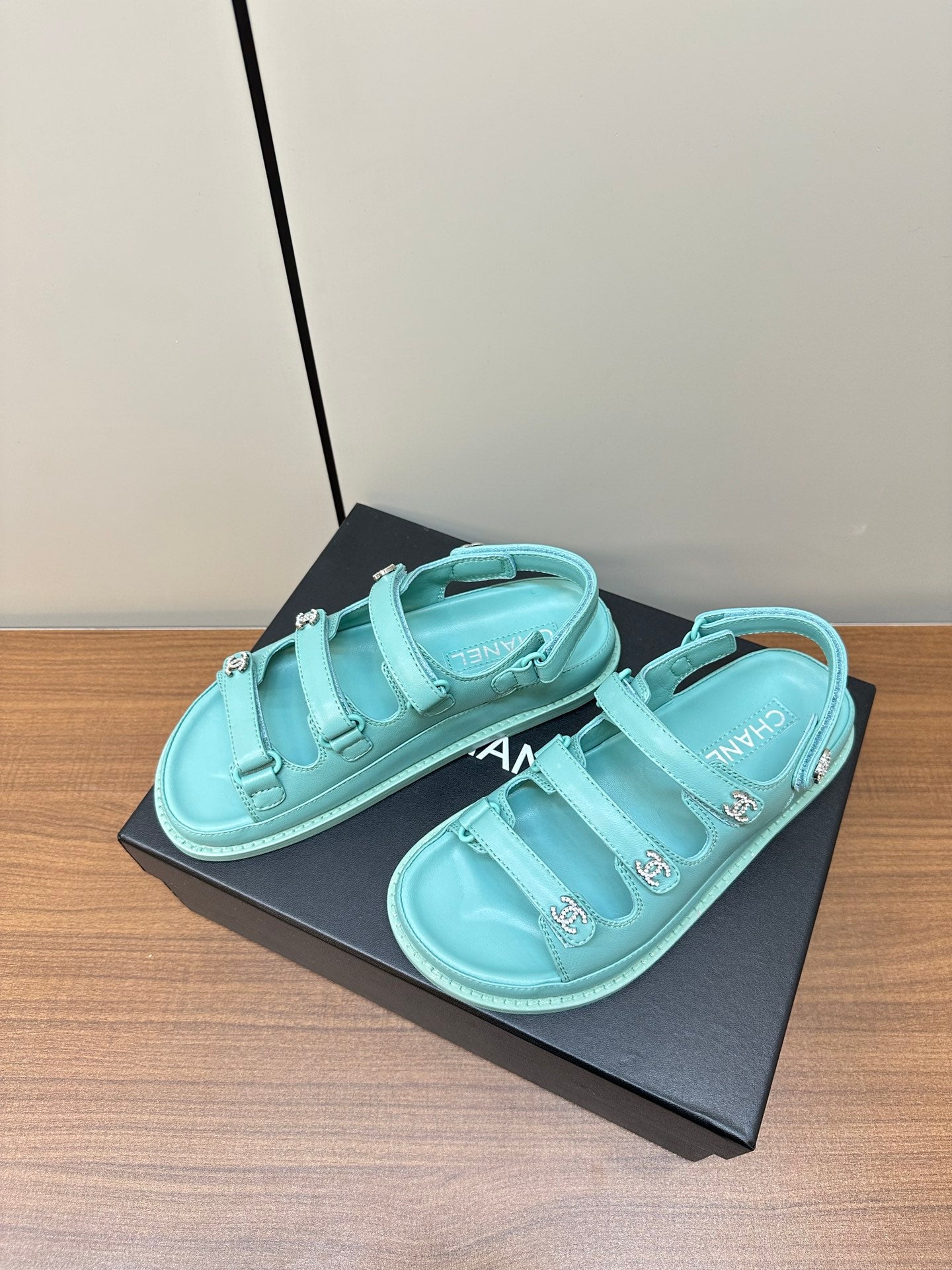 LuxluxHouse Best Quality Chanel Sandals