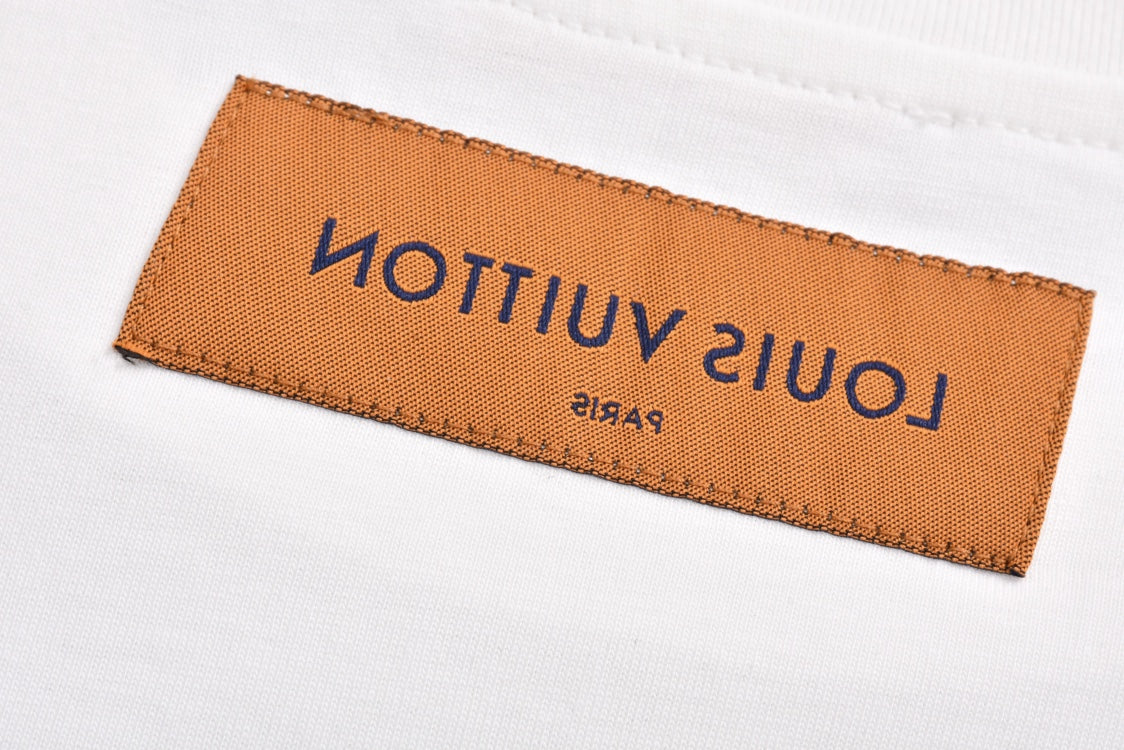 LuxluxHouse Best Quality Clothes T-shirt Louis Vuitton