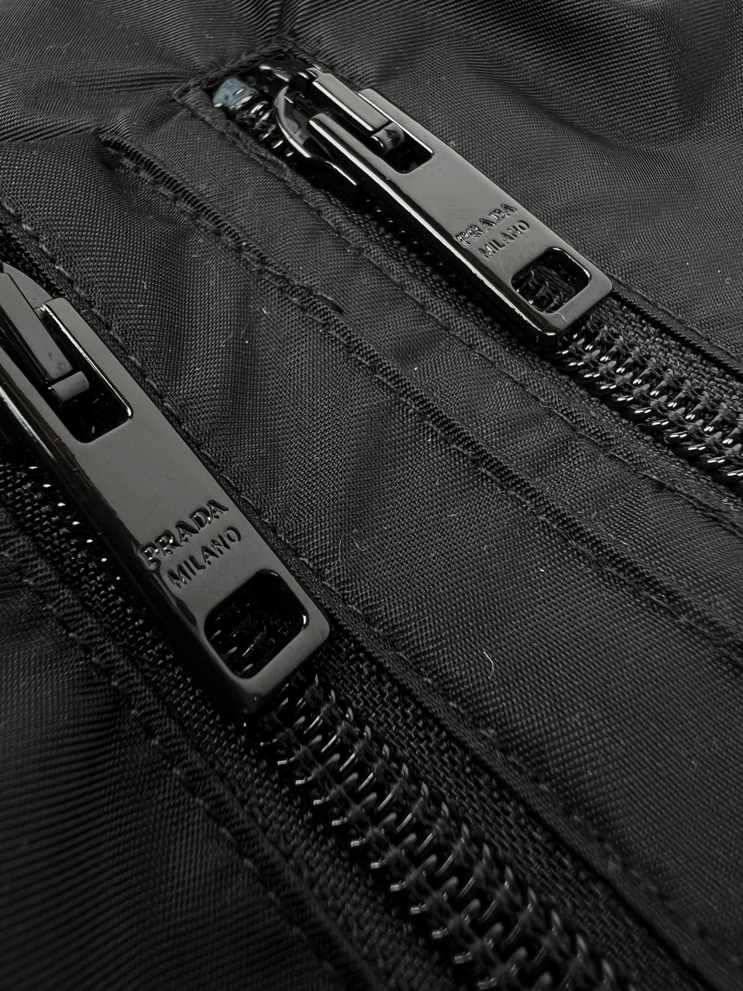 LuxluxHouse Best Quality Clothes Pants Prada