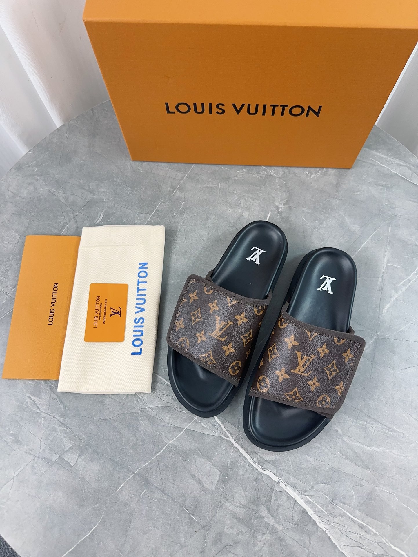 LuxluxHouse Best Quality Sandals Louis Vuitton