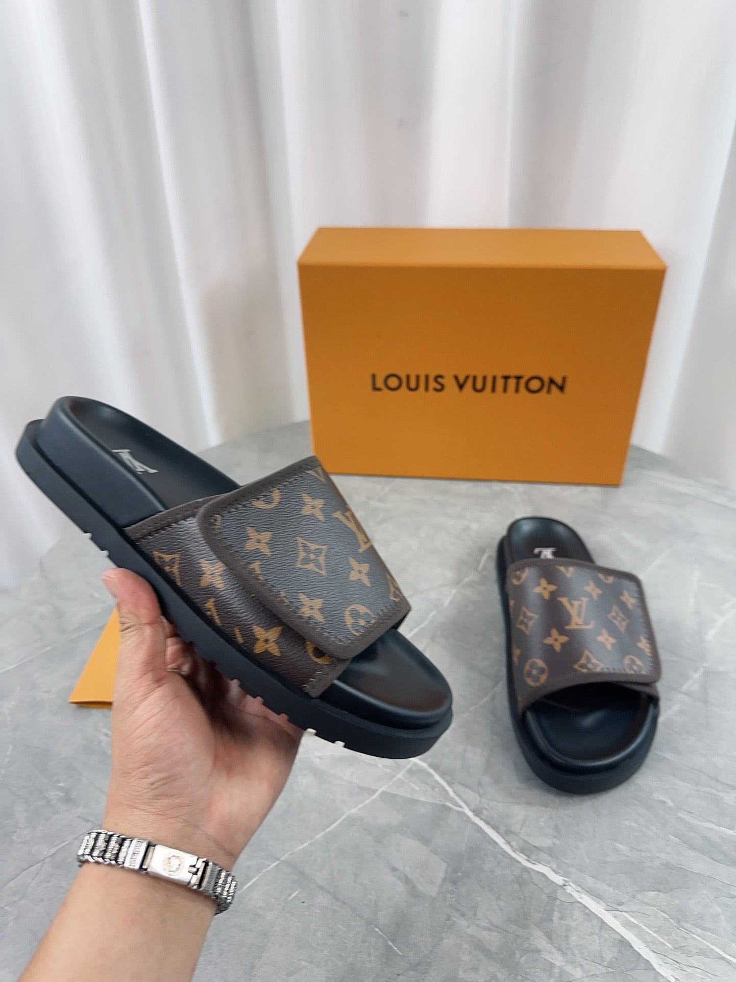 LuxluxHouse Best Quality Sandals Louis Vuitton