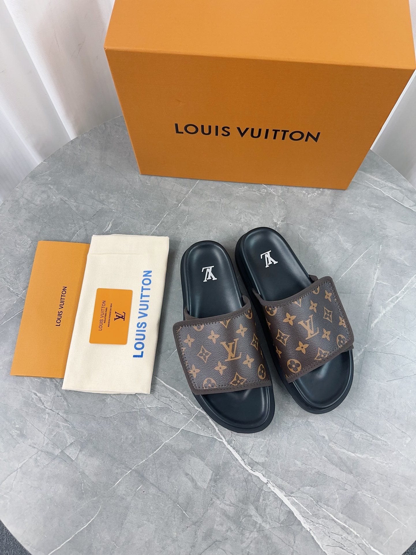 LuxluxHouse Best Quality Sandals Louis Vuitton