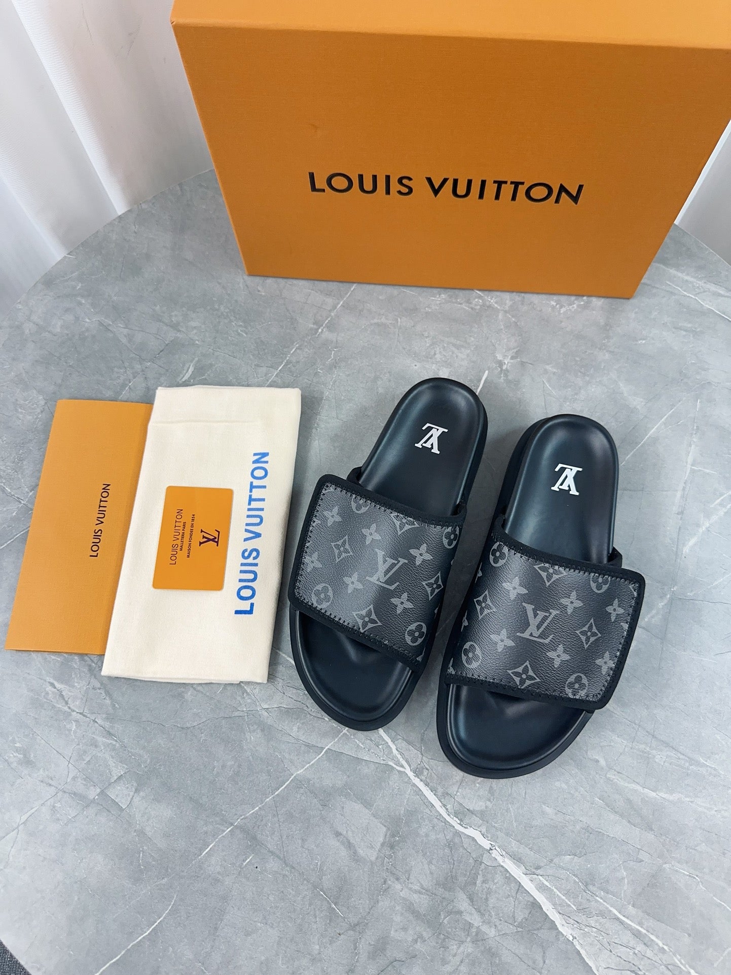 LuxluxHouse Best Quality Sandals Louis Vuitton