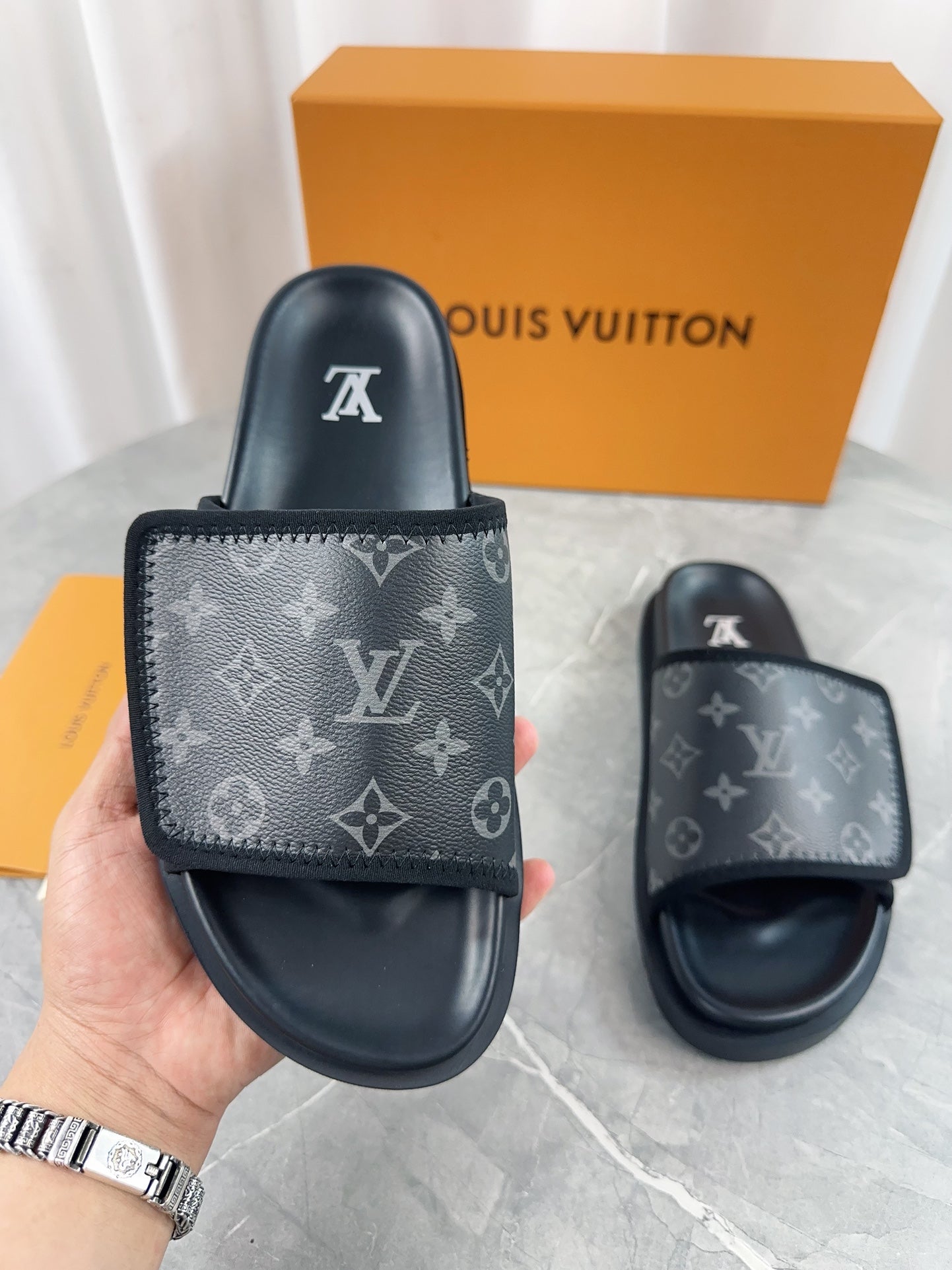 LuxluxHouse Best Quality Sandals Louis Vuitton