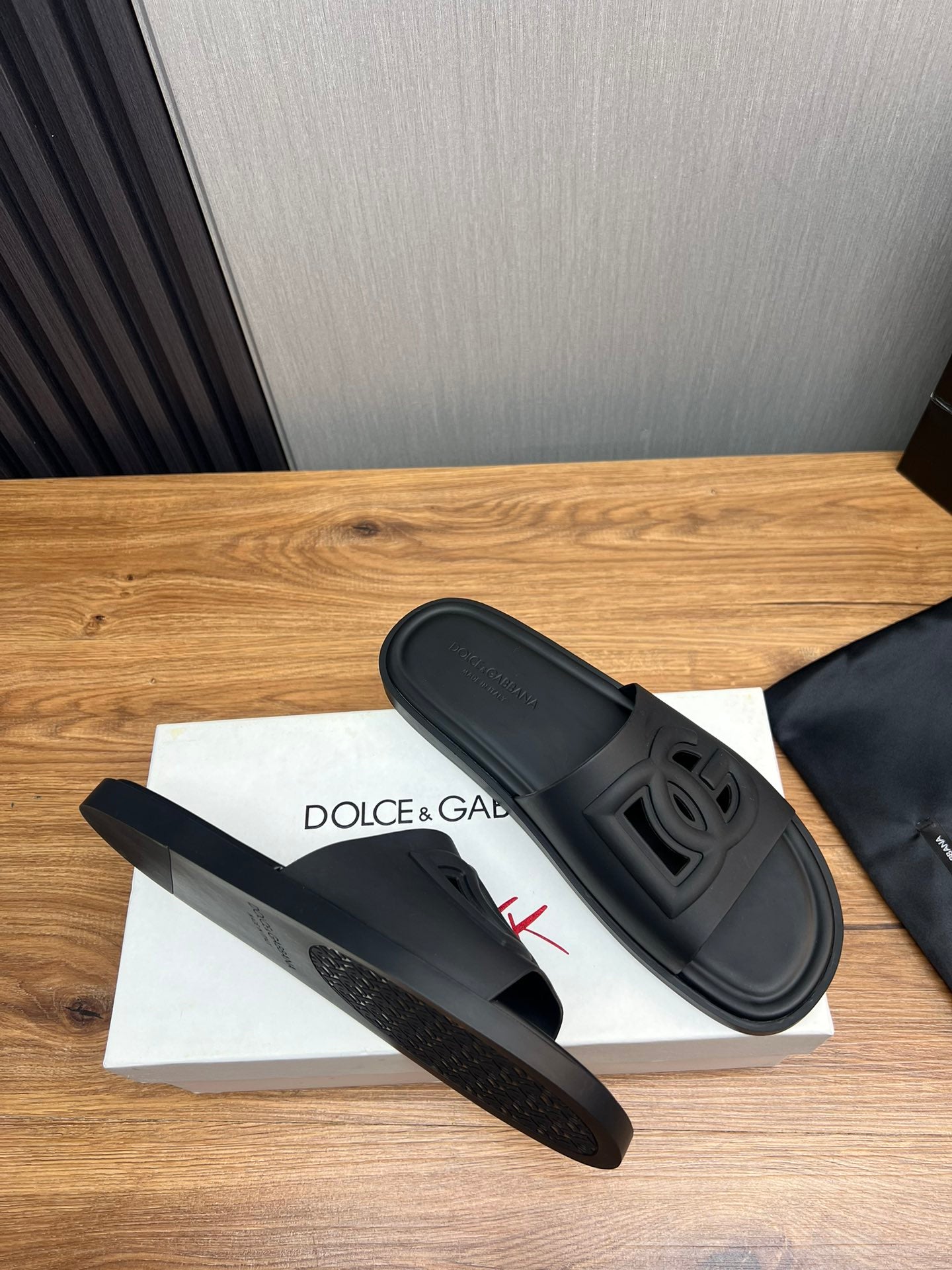 LuxluxHouse Best Quality Sandals Dolce & Gabbana