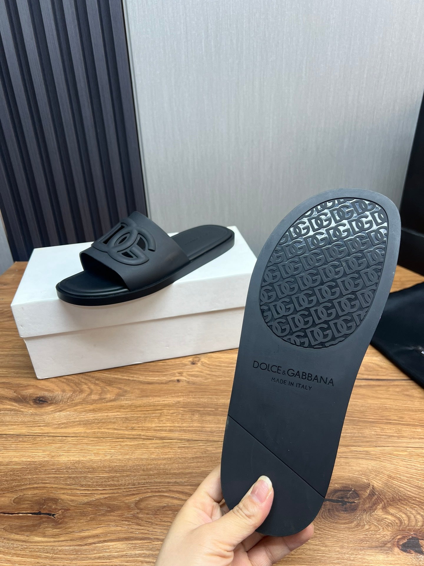 LuxluxHouse Best Quality Sandals Dolce & Gabbana