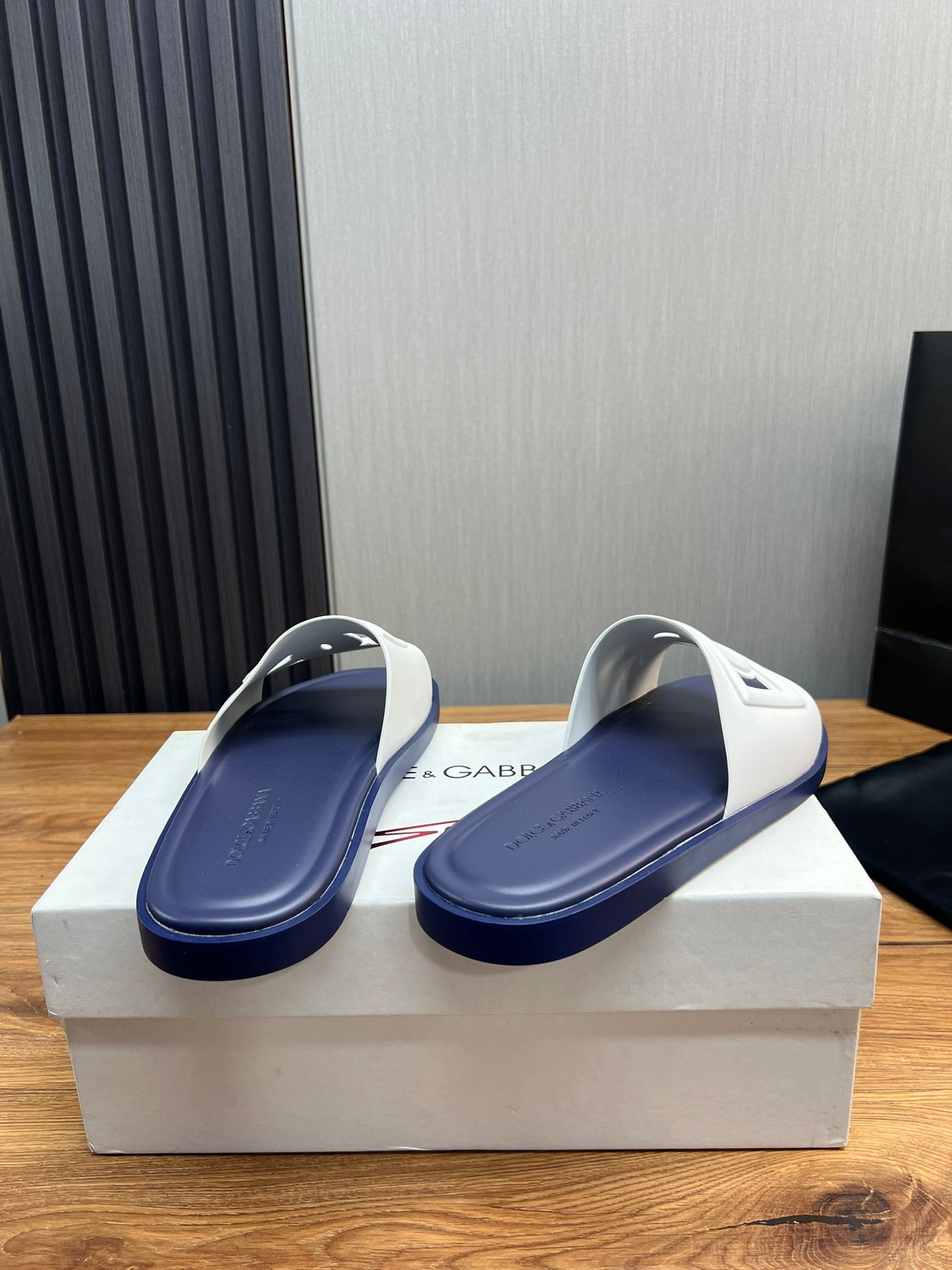 LuxluxHouse Best Quality Sandals Dolce & Gabbana