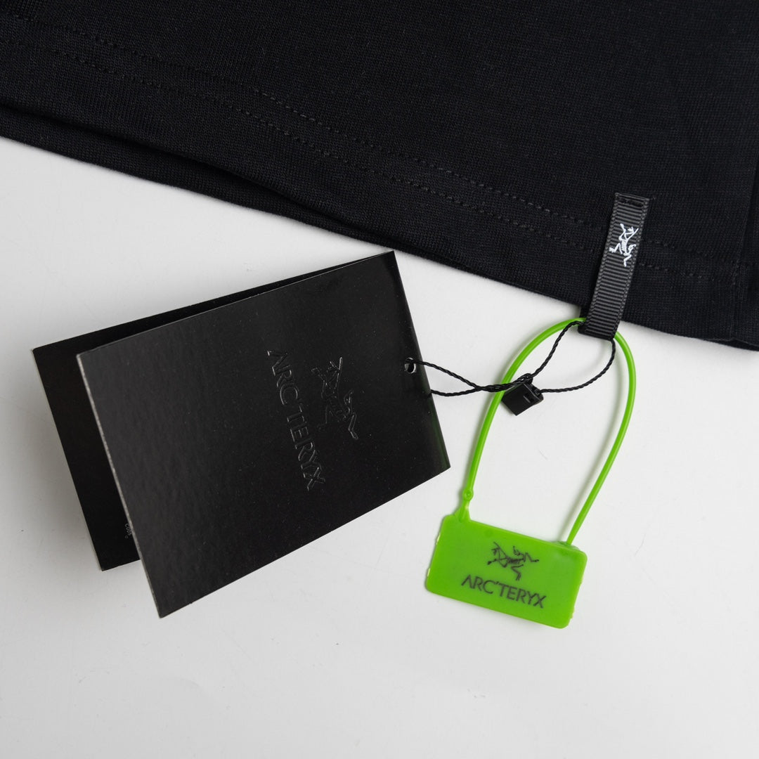 LuxluxHouse Best Quality Clothes T-shirt Arcteryx