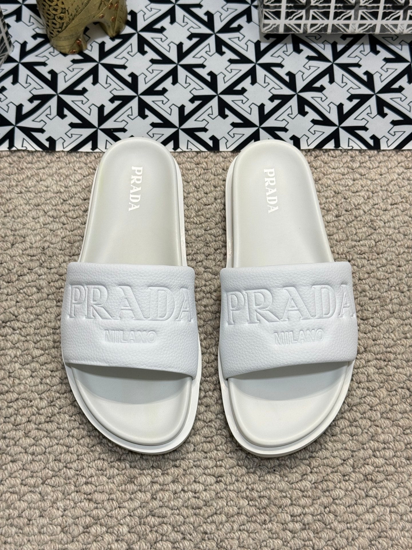 LuxluxHouse Best Quality Sandals Prada