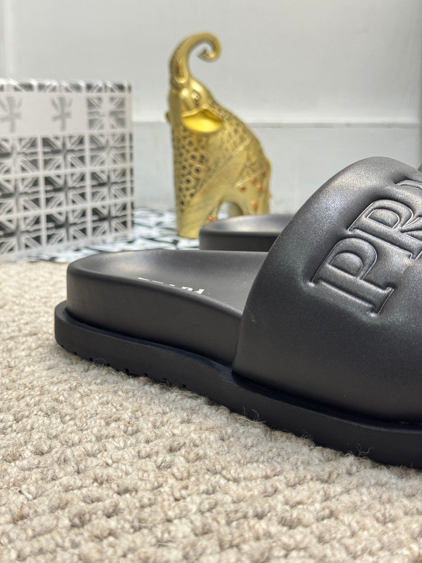 LuxluxHouse Best Quality Sandals Prada