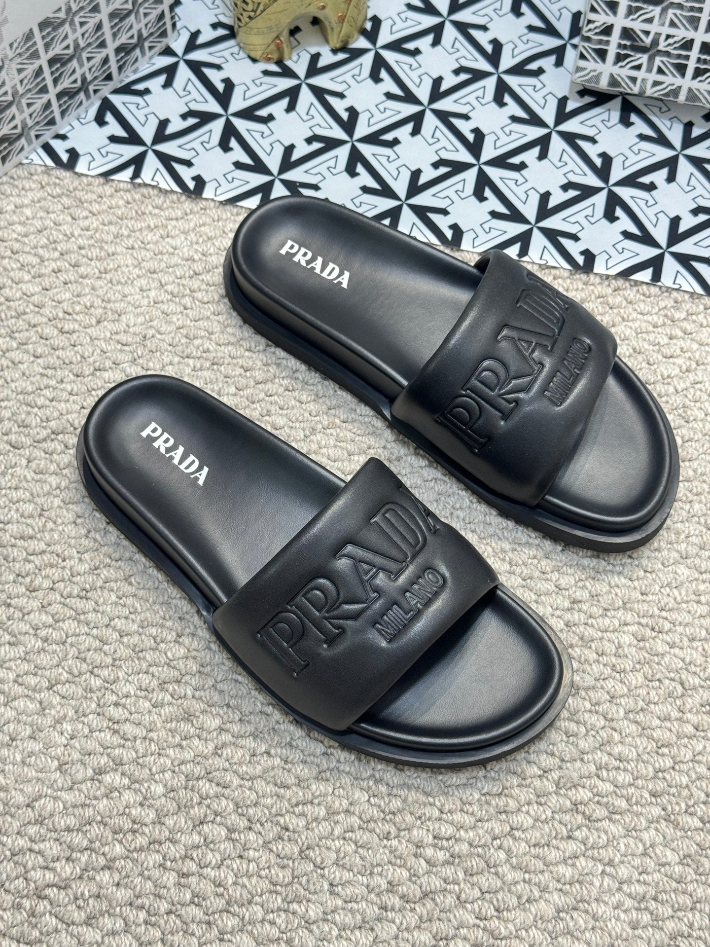 LuxluxHouse Best Quality Sandals Prada