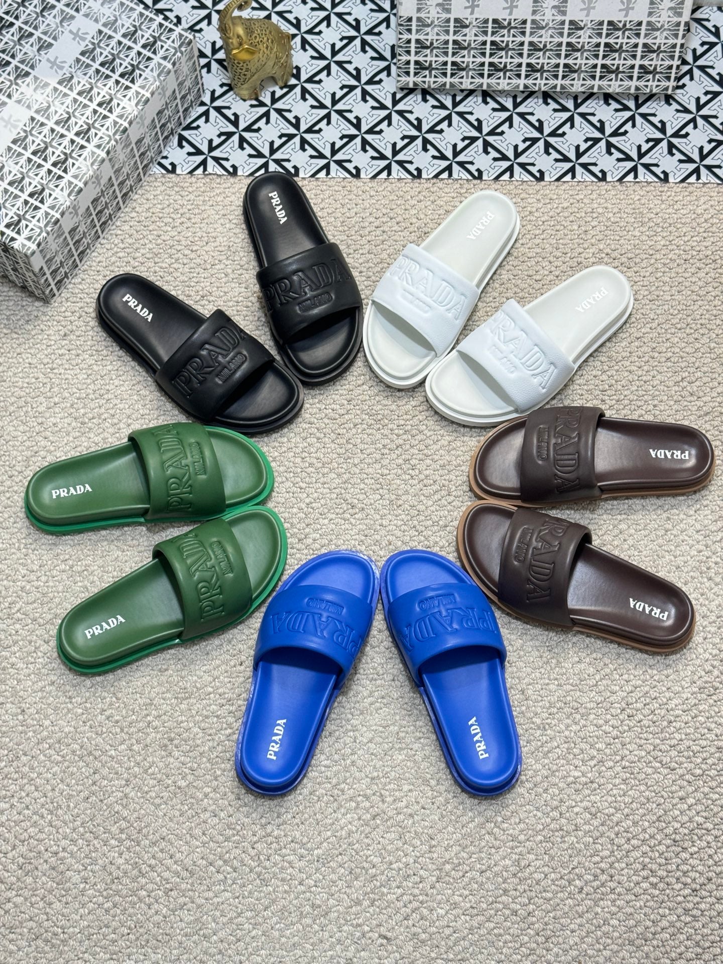 LuxluxHouse Best Quality Sandals Prada