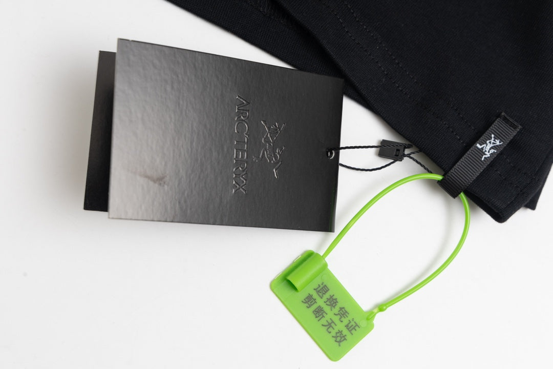 LuxluxHouse Best Quality Clothes T-shirt Arcteryx