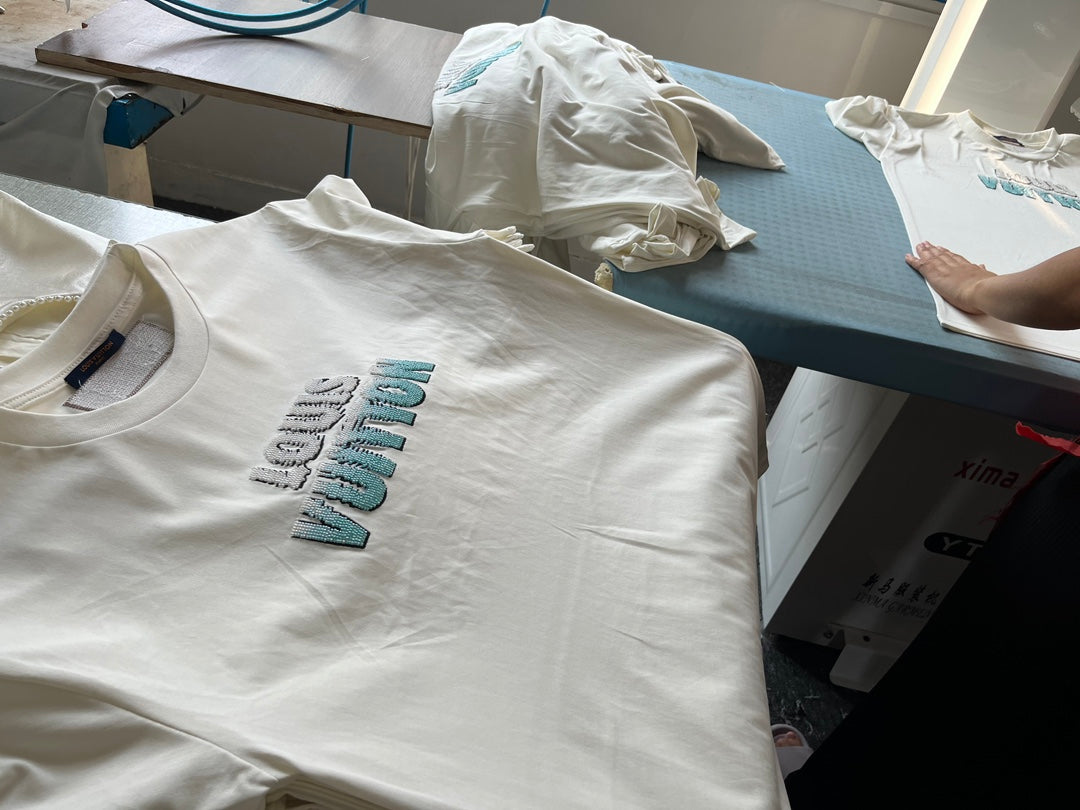 LuxluxHouse Best Quality Clothes T-shirt Louis Vuitton