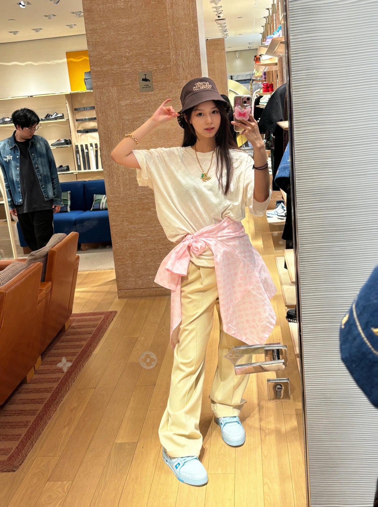 LuxluxHouse Best Quality Clothes T-shirt Louis Vuitton