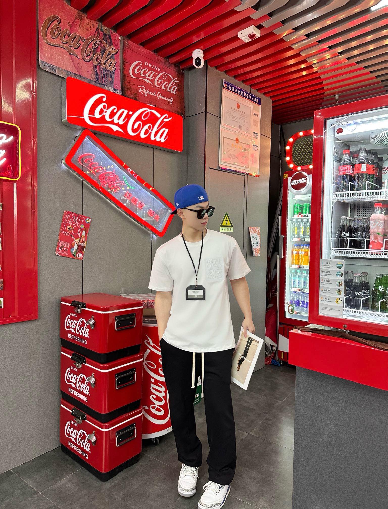 LuxluxHouse Best Quality Clothes T-shirt Loewe