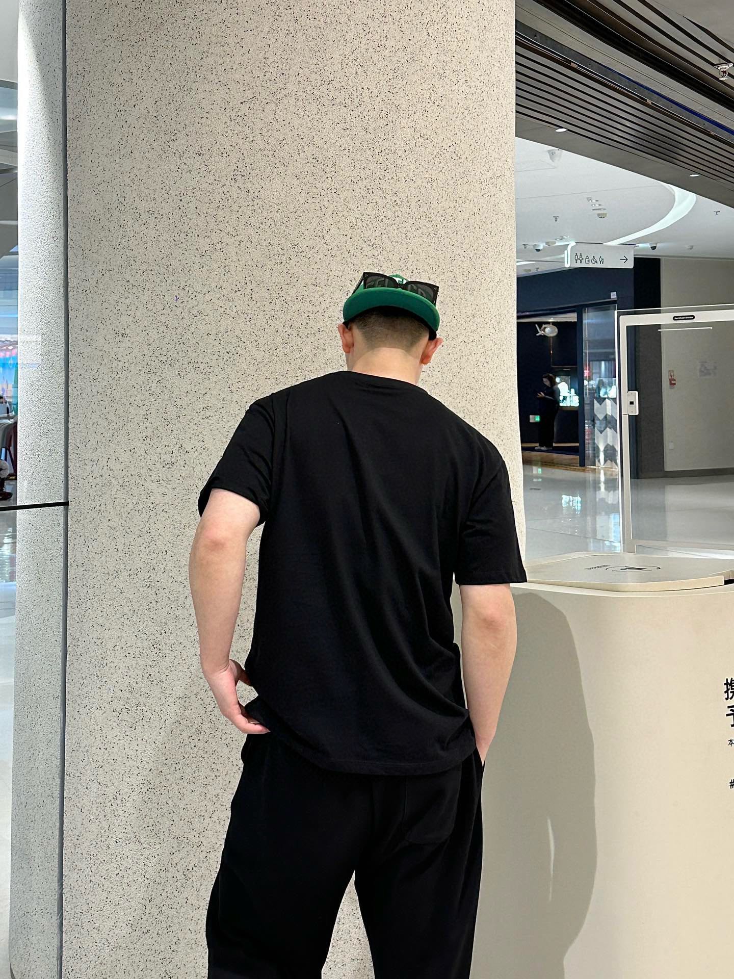 LuxluxHouse Best Quality Clothes T-shirt Loewe