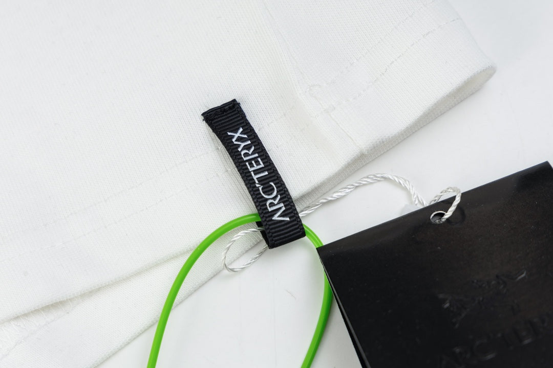 LuxluxHouse Best Quality Clothes T-shirt Arcteryx