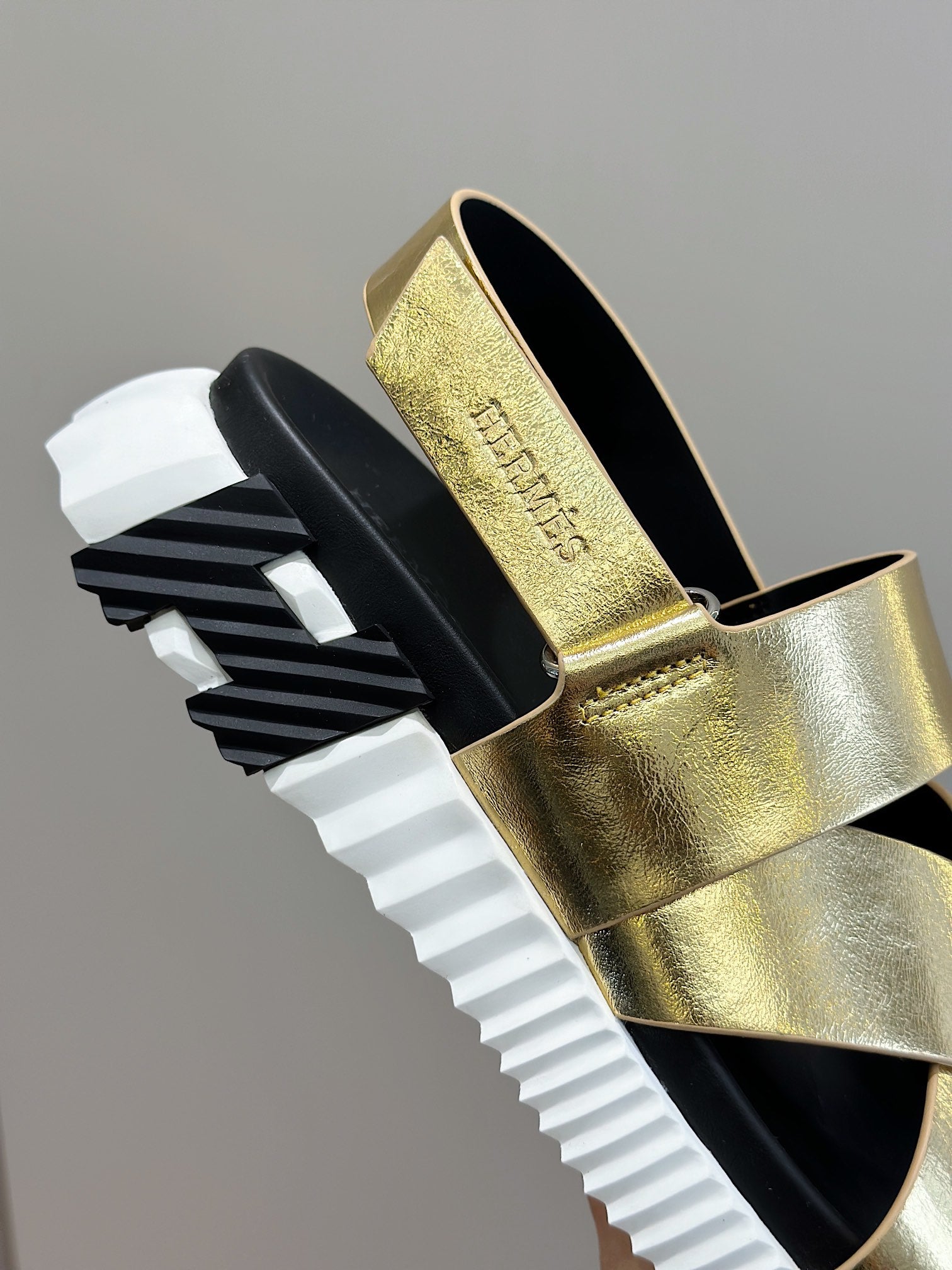 LuxluxHouse Best Quality Sandals Hermes