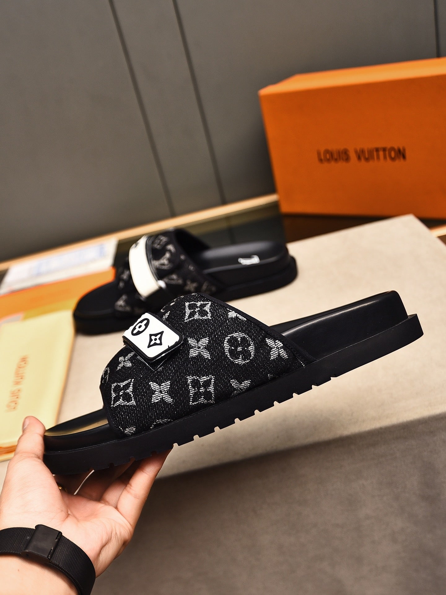 LuxluxHouse Best Quality Sandals Louis Vuitton