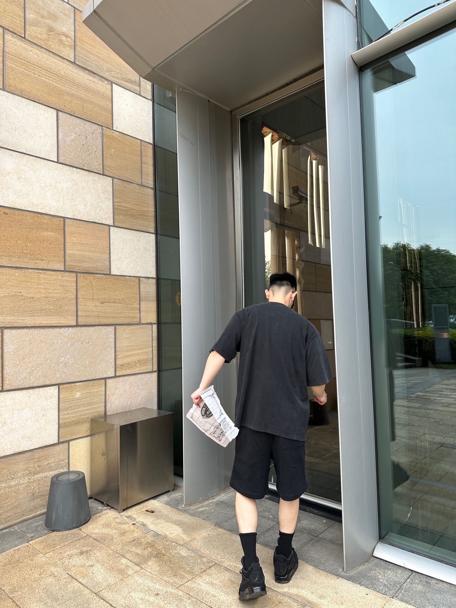 LuxluxHouse Best Quality Clothes Balenciaga T-shirt