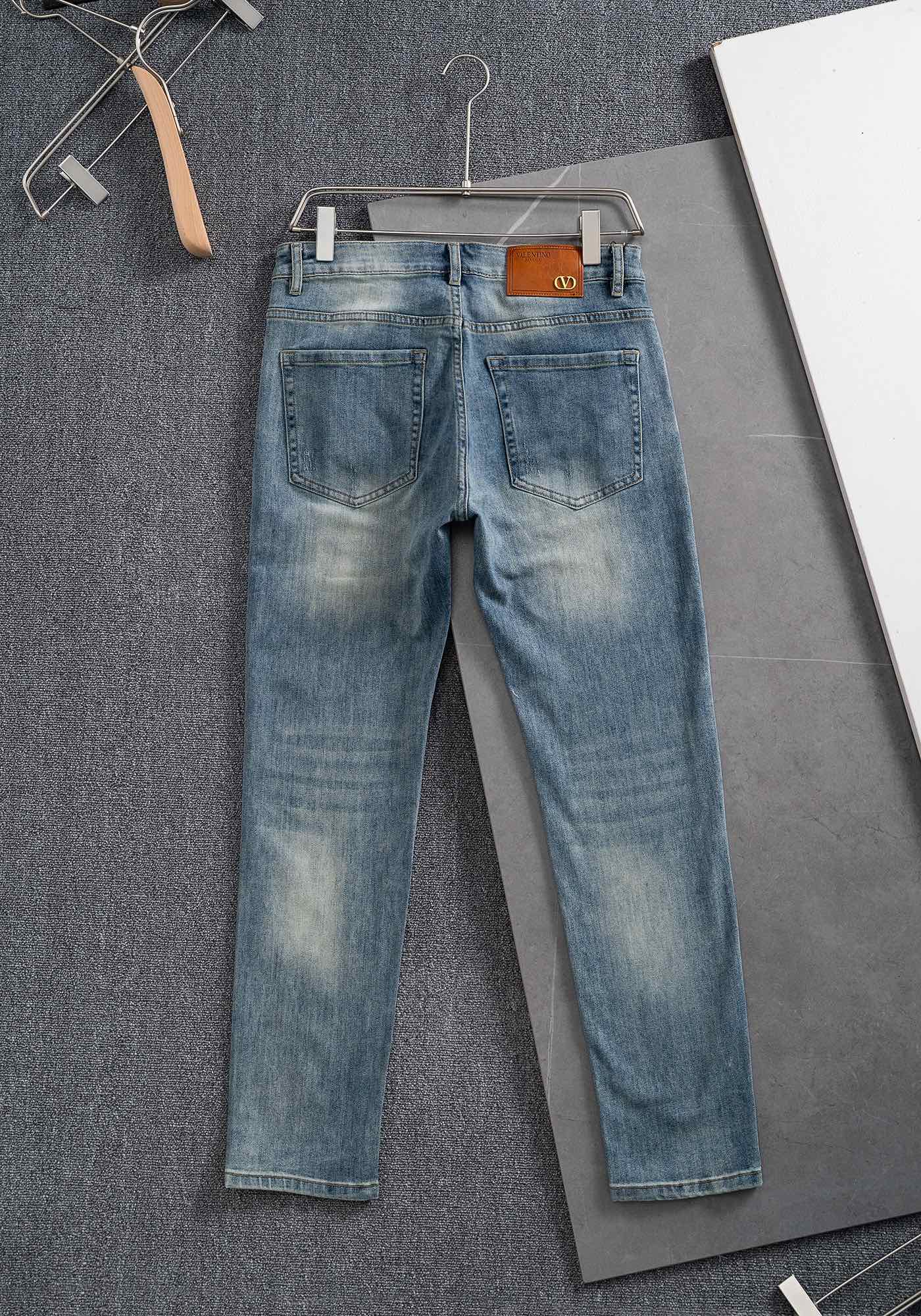 LuxluxHouse Best Quality Clothes Valentino Pants