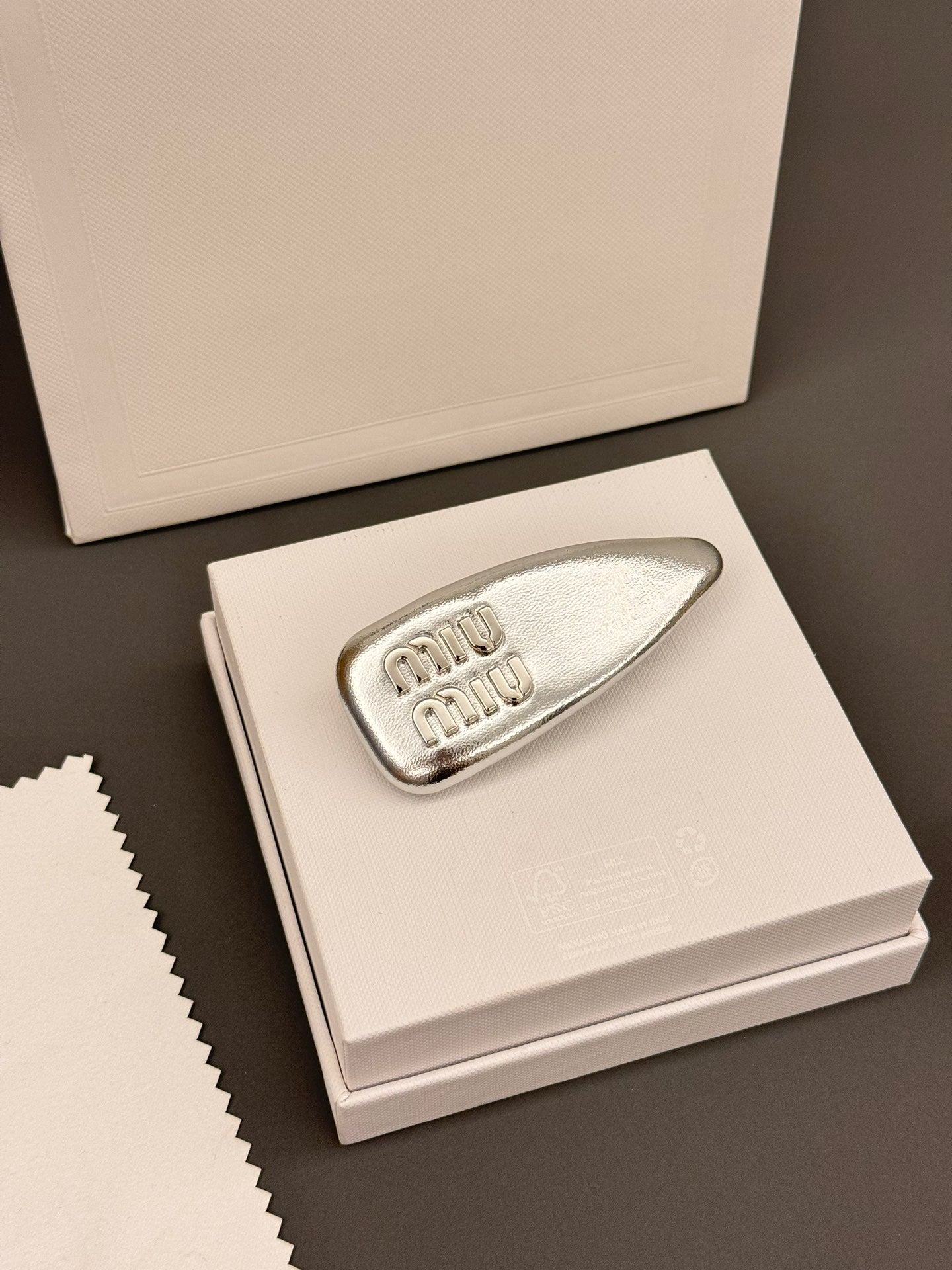 LuxluxHouse Best Quality Accessories Miu Miu