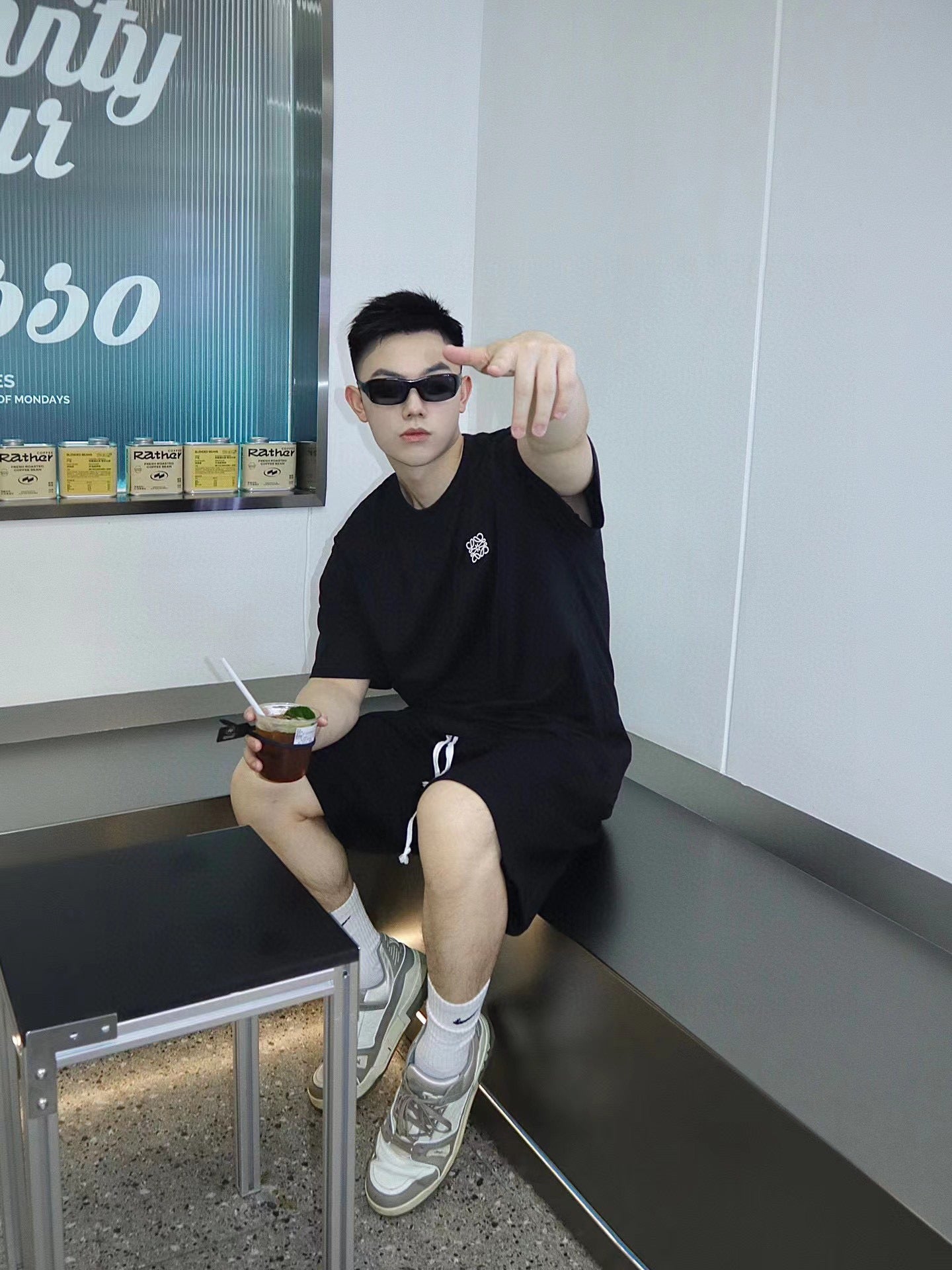 LuxluxHouse Best Quality Clothes T-shirt Loewe