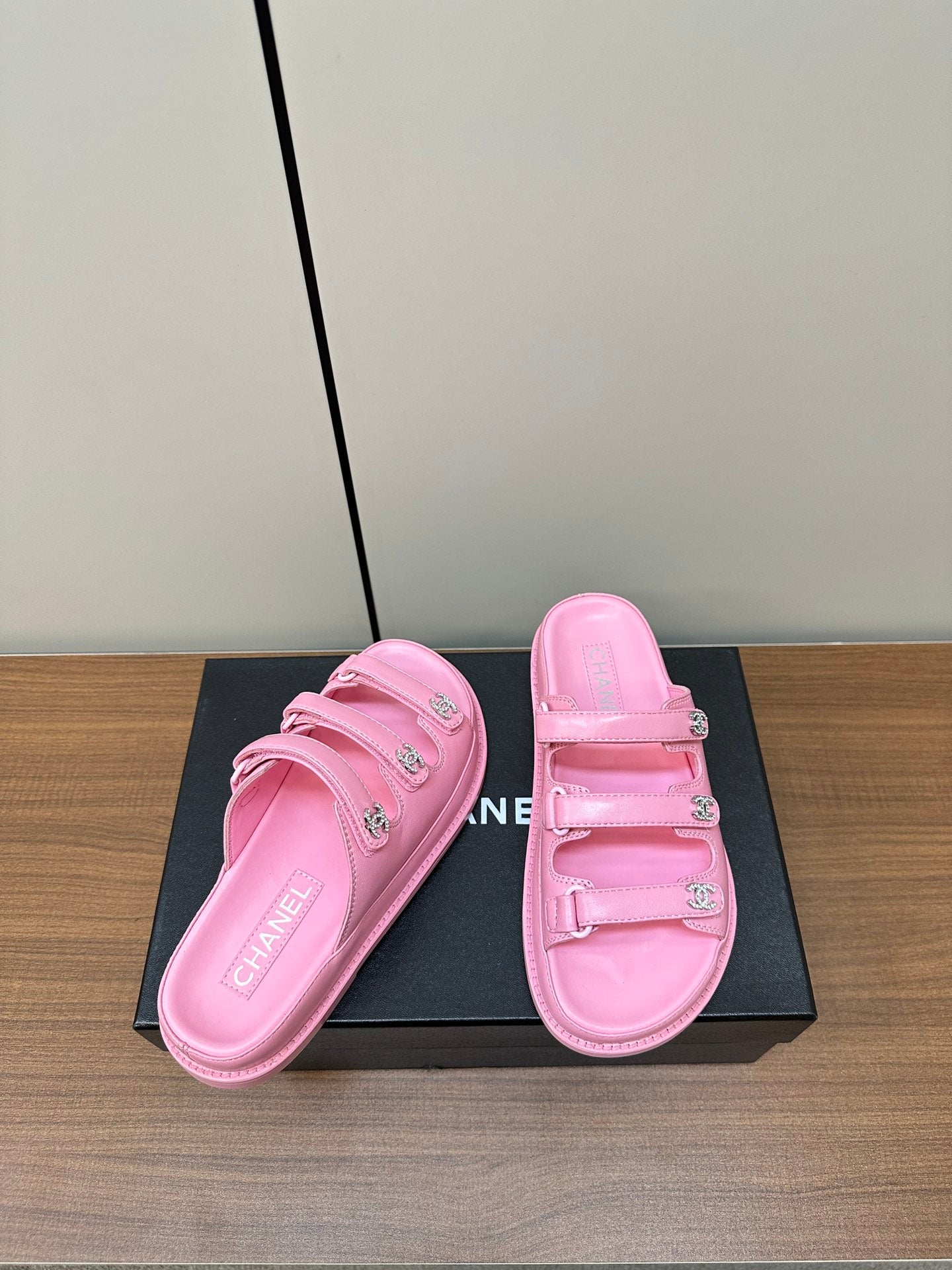 LuxluxHouse Best Quality Chanel Sandals