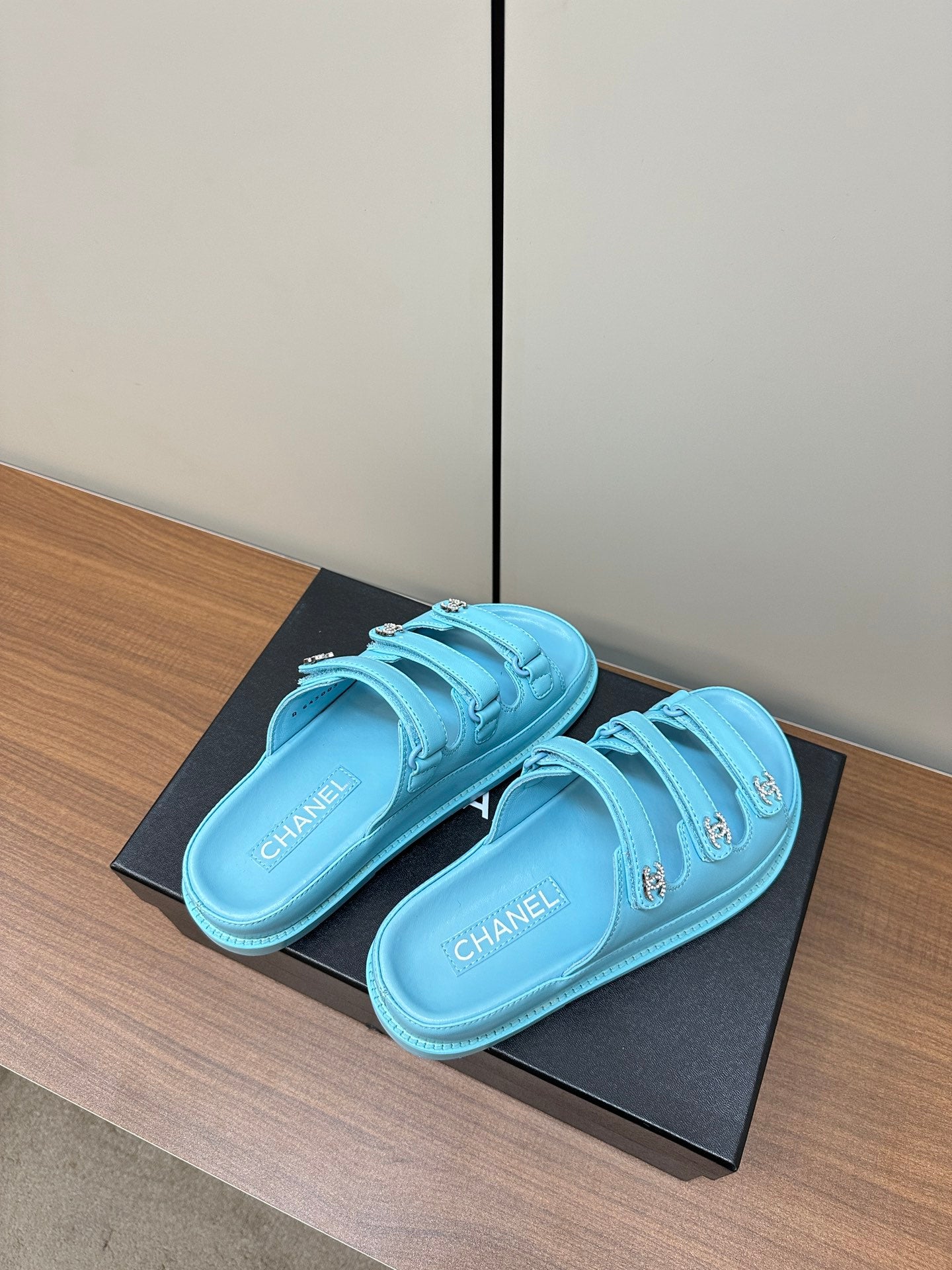 LuxluxHouse Best Quality Chanel Sandals