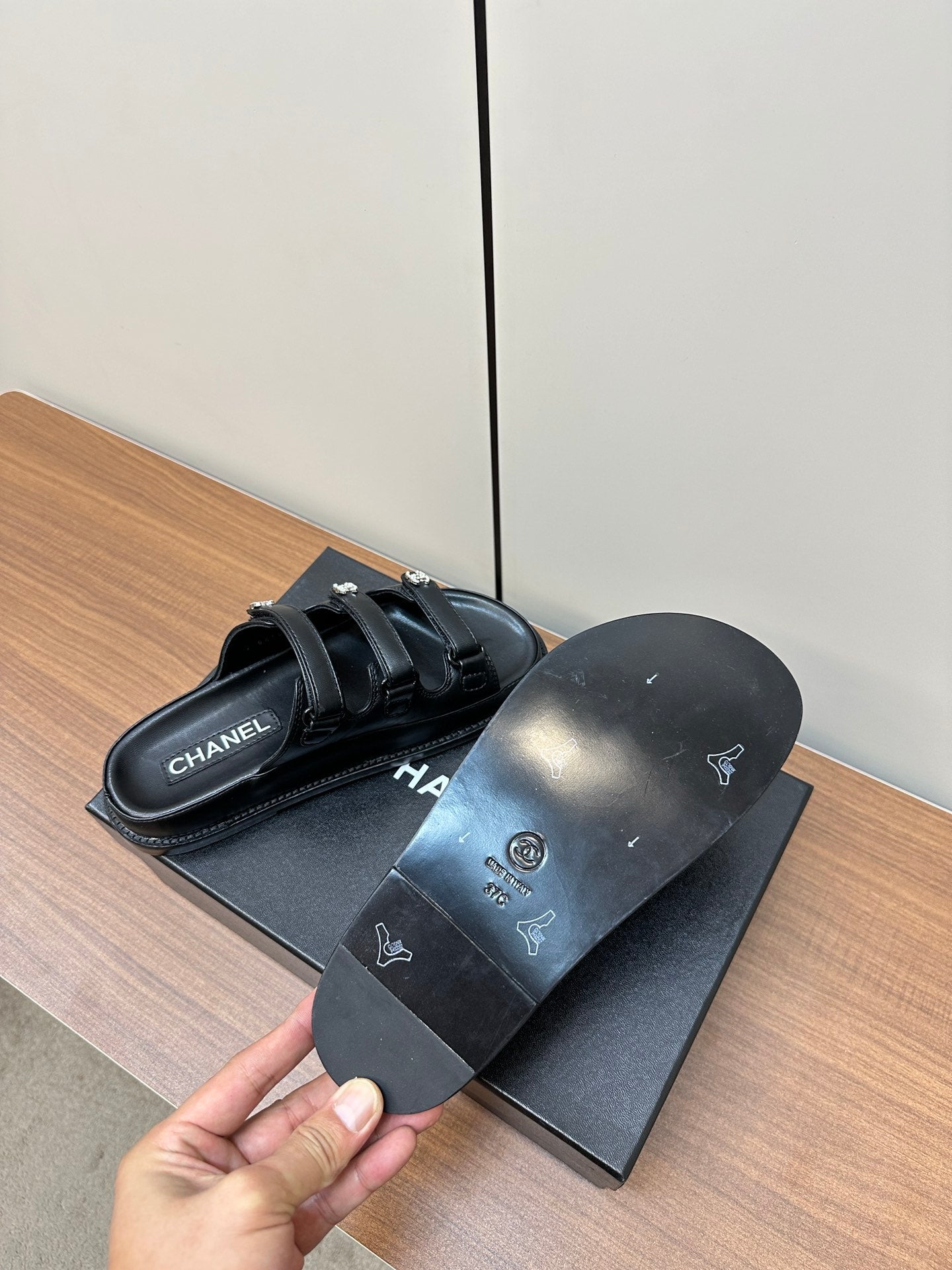 LuxluxHouse Best Quality Chanel Sandals