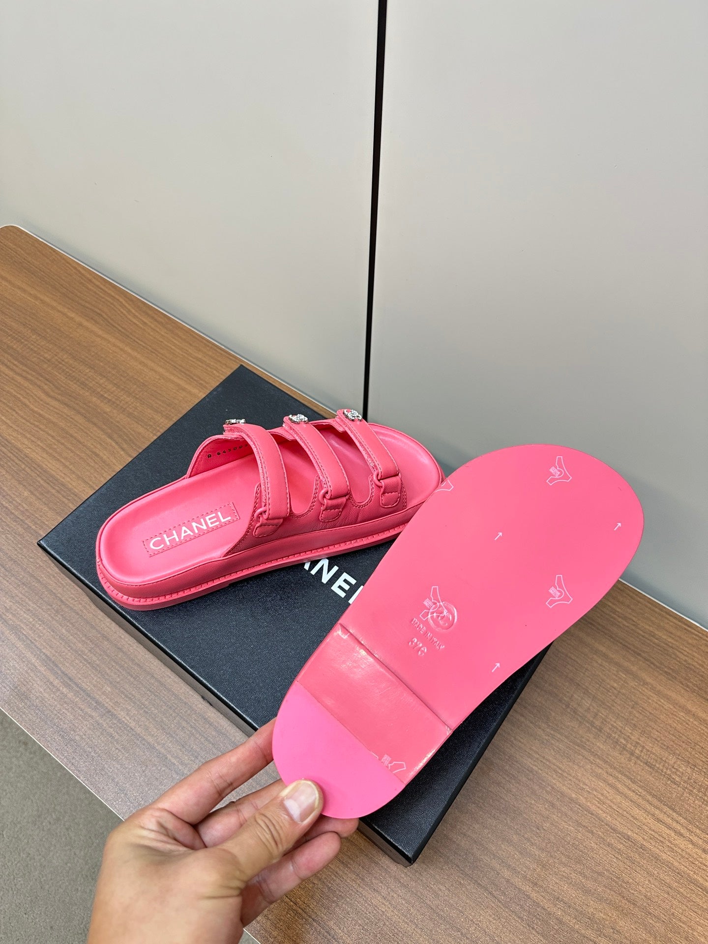 LuxluxHouse Best Quality Chanel Sandals