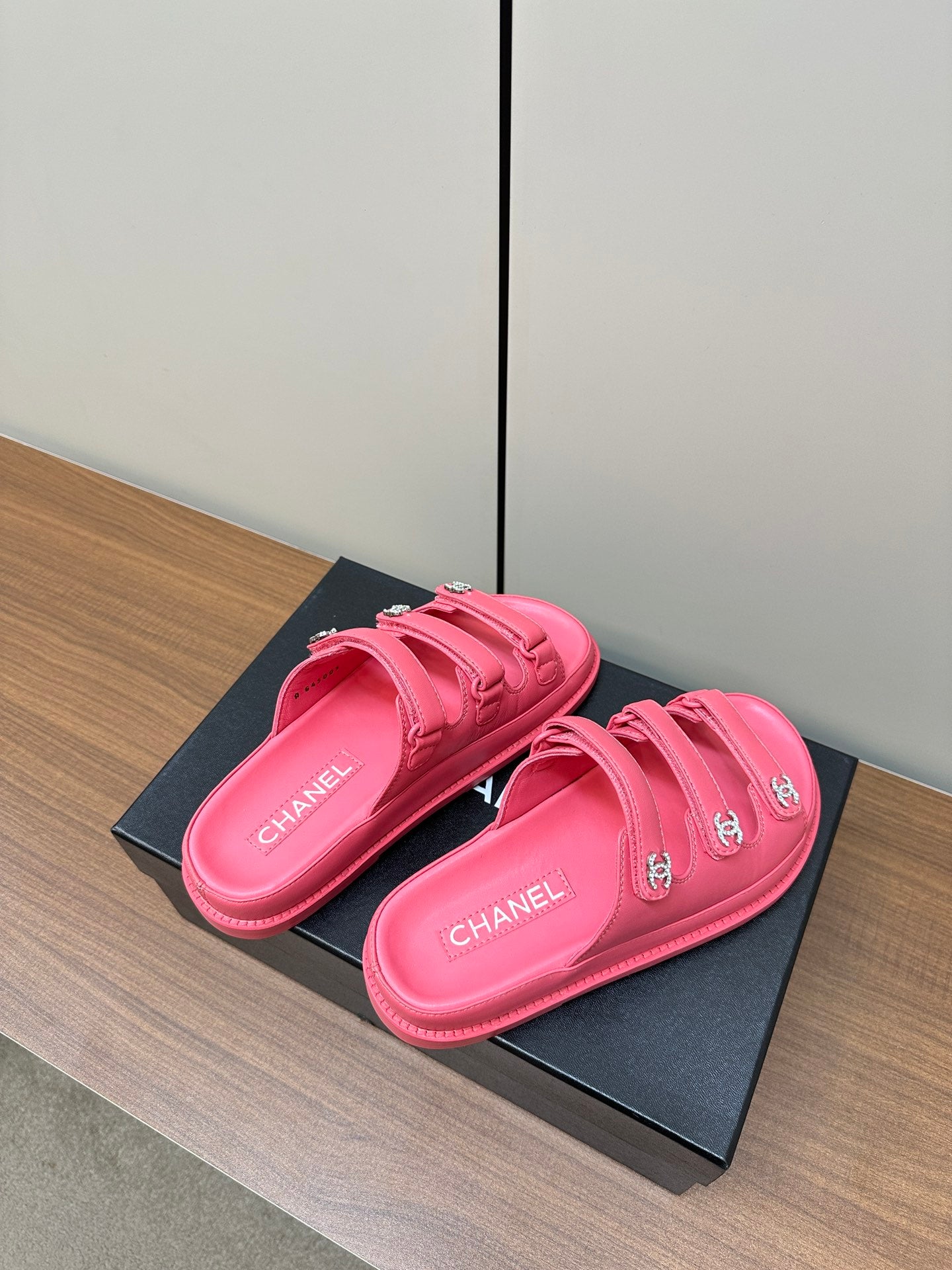 LuxluxHouse Best Quality Chanel Sandals