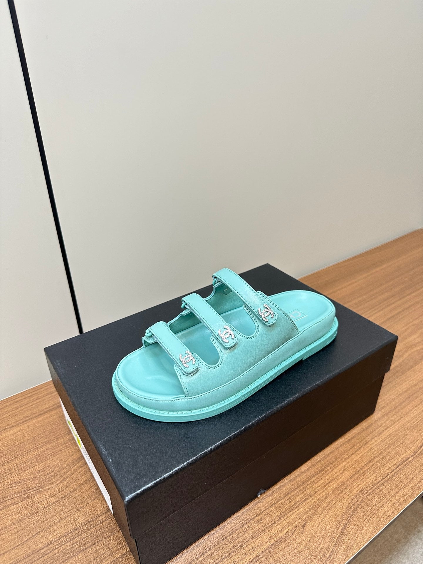 LuxluxHouse Best Quality Chanel Sandals