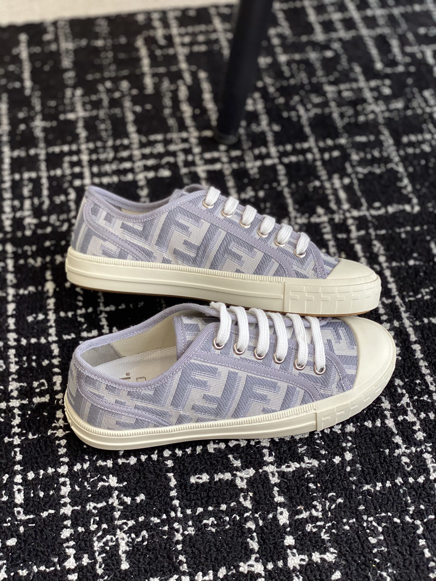 LuxluxHouse Best Quality Shoes Fendi