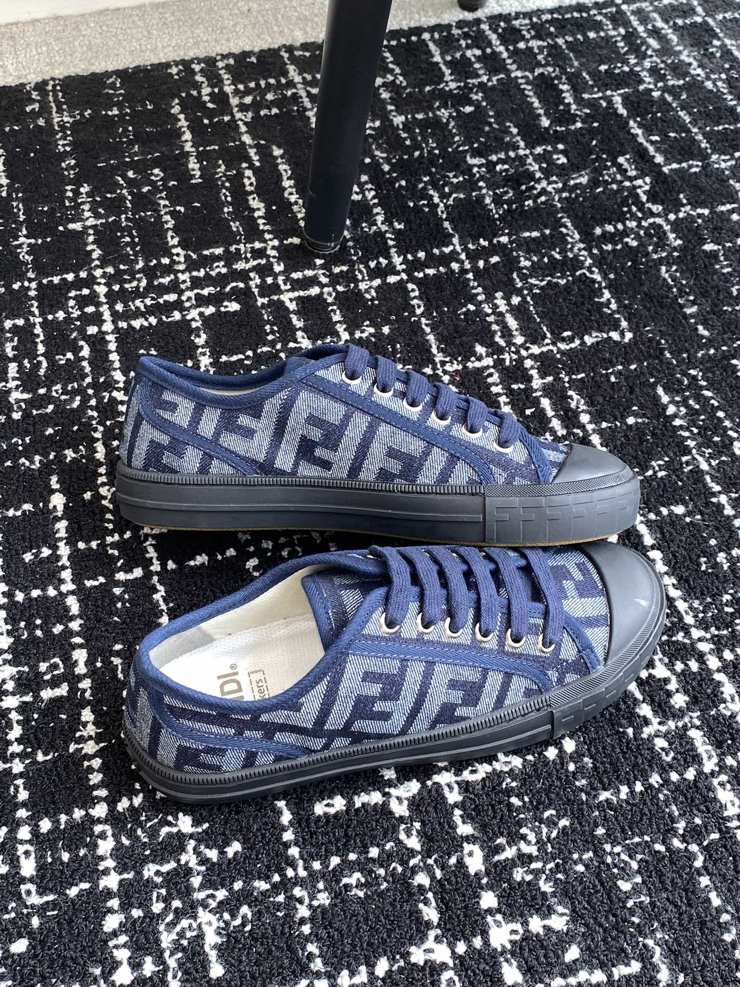 LuxluxHouse Best Quality Shoes Fendi