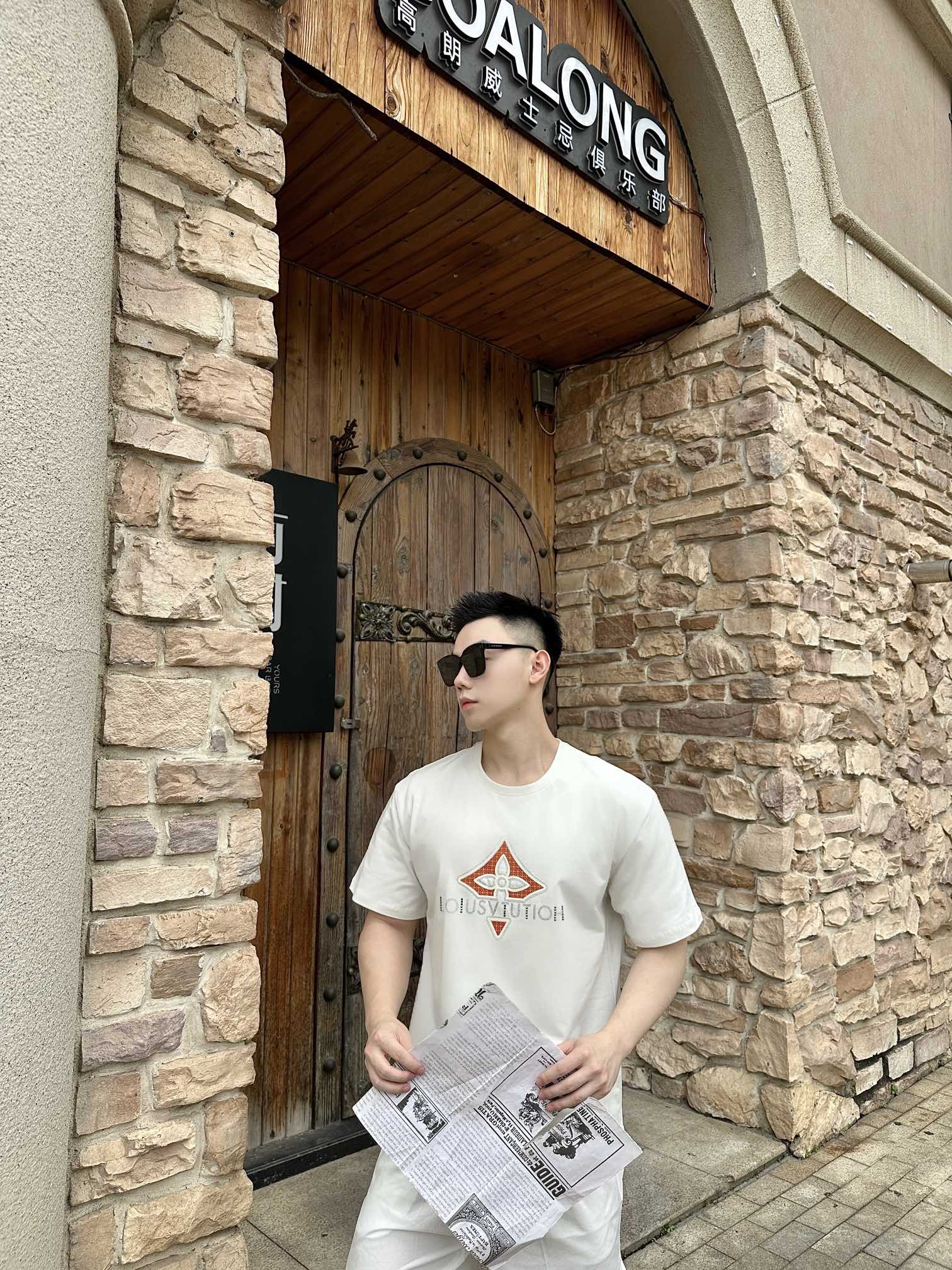 LuxluxHouse Best Quality Clothes T-shirt Louis Vuitton